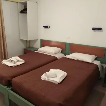 玫瑰园鲁姆斯旅馆