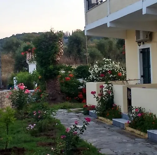 게스트하우스 Rose Garden 3*